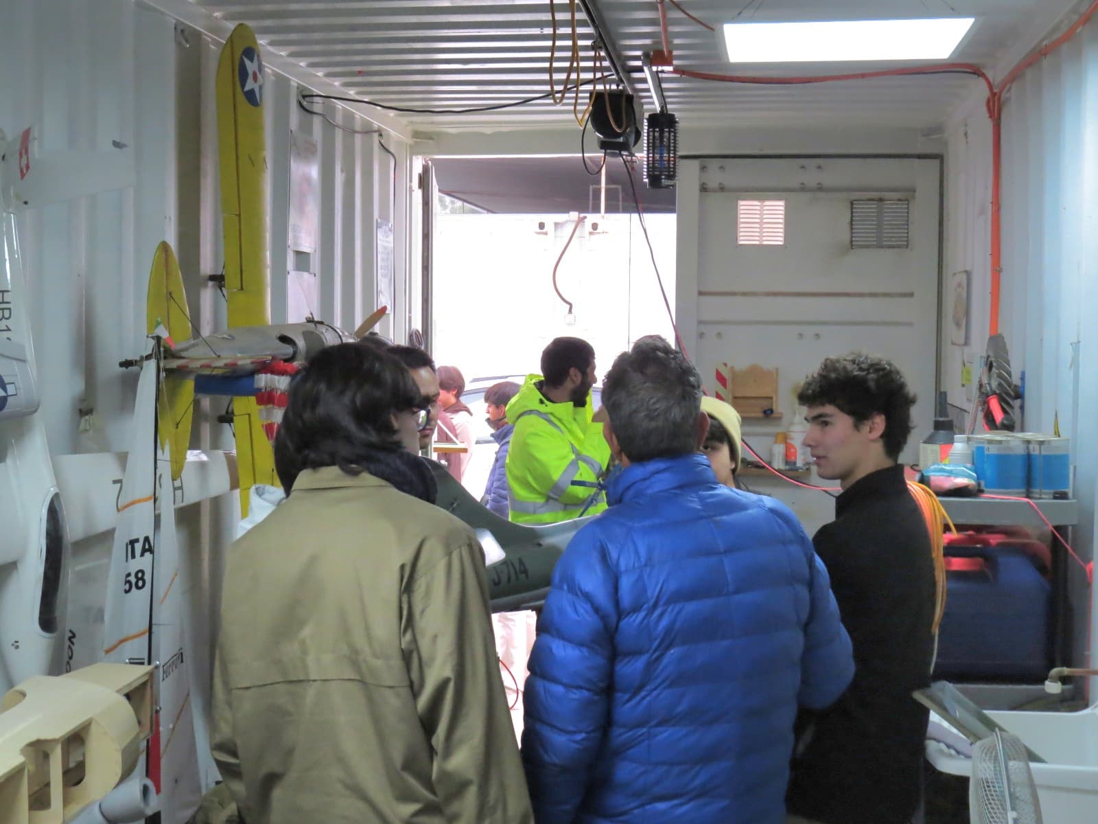 Visita técnica de aprendizaje al Club de Aeromodelismo - Foto 1